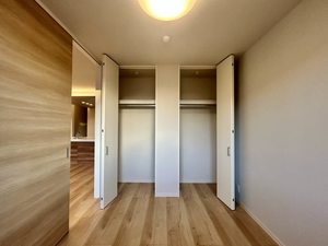 シャーメゾンアイリス　＊＊ A0103号-8