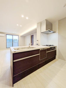 シャーメゾン光の森プレミアム A0201号-4