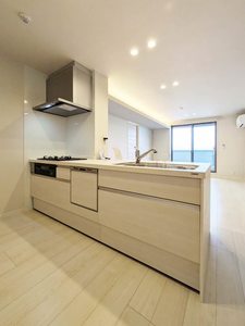 シャーメゾン光の森プレミアム A0303号-3