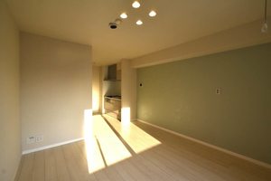 シャーメゾン吉塚２１１　＊＊ A0302号-3