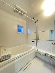 シャーメゾン　ラヴニーナ　セカンド　＊＊ A0201号-4