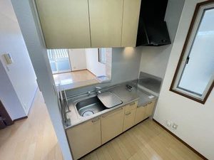 クレース・モール　Ａ棟　＊＊ A0202号-3