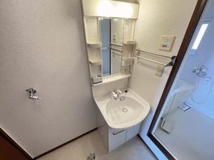 クレース・モール　Ａ棟　＊＊ A0202号-6