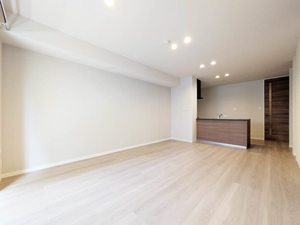 ベレオ鳥飼 A0102号-3