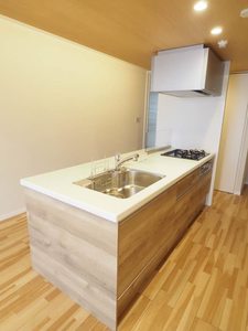 シャーメゾン春日＊＊ A0305号-3