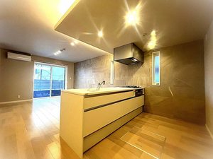 シャーメゾン別府駅前 00102号-3