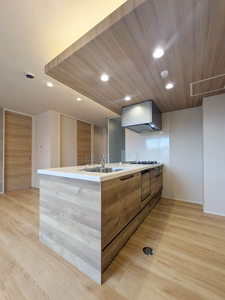 Ｒｅｆｉａｎｔ東谷山 A0201号-3