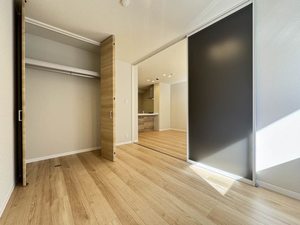 シャーメゾンレジデンス夜明 A0101号-8