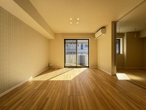 シャーメゾンレジデンス夜明 A0102号-9