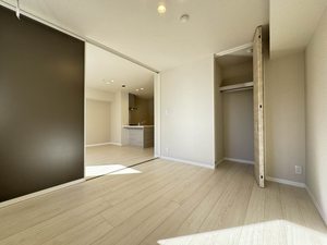 シャーメゾンレジデンス夜明 A0203号-8