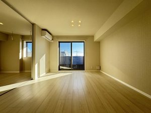 シャーメゾンレジデンス夜明 A0303号-11