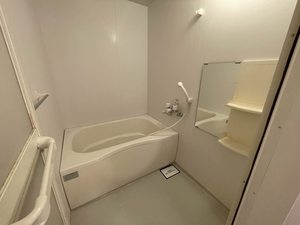 カーサ森 弐番館 ** B0102号-3