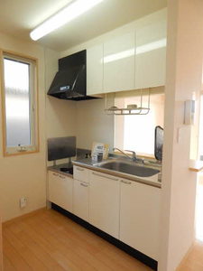 カーサ森 弐番館 ** B0201号-3