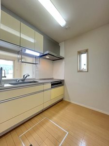 トップスターコート宮崎　Ｃ棟　＊ C0102号-3