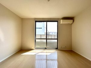 シャーメゾンヴィブレ　Ｂ棟　＊＊ B0103号-2