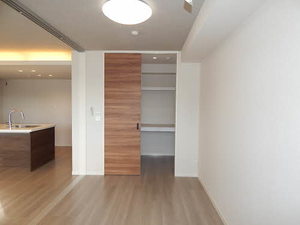 シャーメゾンステージ鳥栖　＊＊ A0302号-8