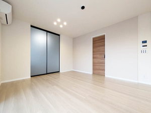 サン　ウィステリア A0202号-2