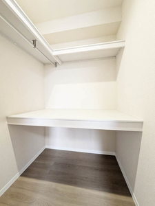 サン　ウィステリア A0202号-4