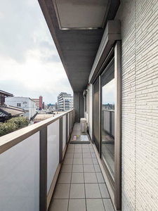 サン　ウィステリア A0202号-7