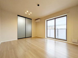 サン　ウィステリア A0203号-2