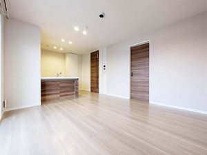 サン　ウィステリア A0203号-3