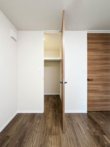 サン　ウィステリア A0204号-4