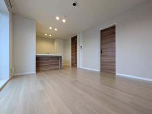 サン　ウィステリア A0303号-3