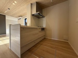 シャーメゾン アルメリア ** A0101号-3