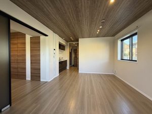 シャーメゾン アルメリア ** A0105号-2