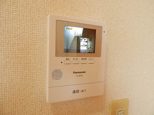 アンビシヨン　Ｂ棟　＊ B0102号-8