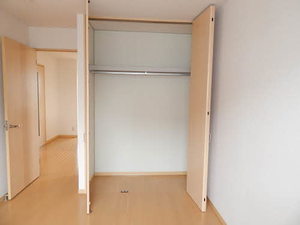 アンビシヨン　Ｂ棟　＊ B0102号-11