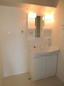 メゾンルミエール　＊ A0202号-6