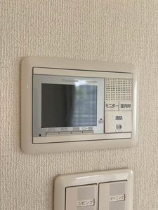 中島東１丁目貸家-11