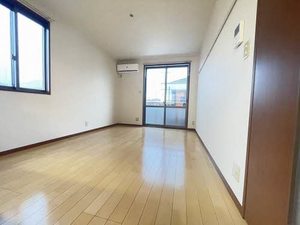 エバーグリーン　Ａ棟 A0202号-2