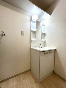 ポアソン日出　Ａ棟　＊ A0101号-5