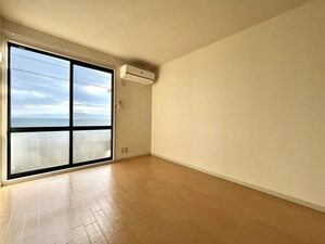 ポアソン日出　Ａ棟　＊ A0101号-10