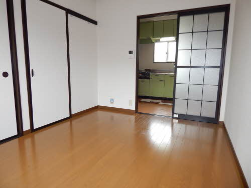 カーサ中の館　Ｃ棟　＊＊ C0102号-4