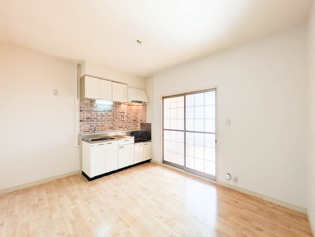 アルカディアヒルズ　Ａ棟　＊＊ A0202号-2