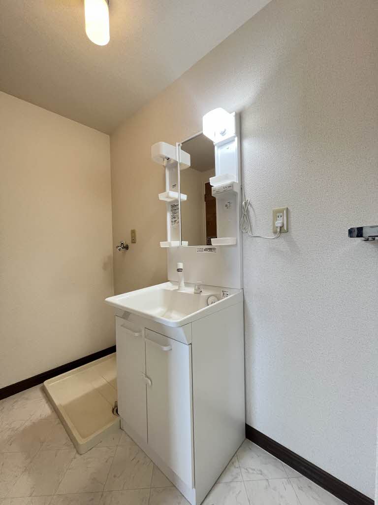 フォンテ月見ヶ丘　弐番館　＊ B0201号-8