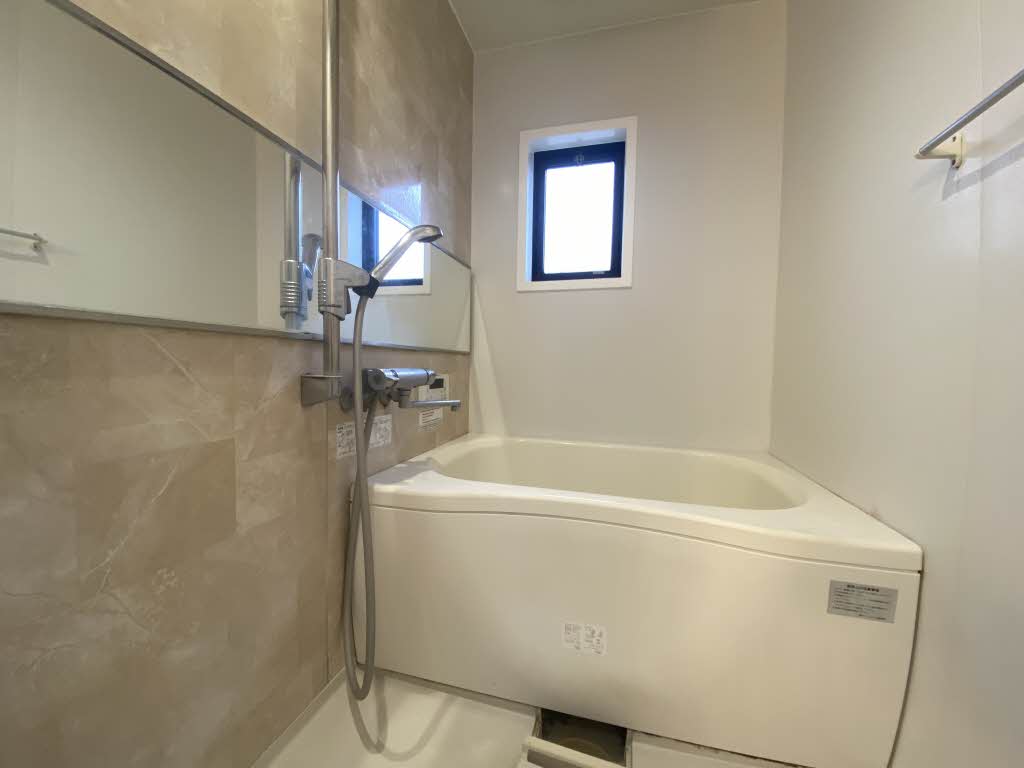 グリーンフィールド曽根　Ｂ棟　＊＊ B0202号-4