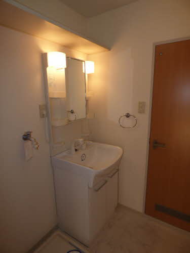 ディアス吉永　＊ A0202号-6