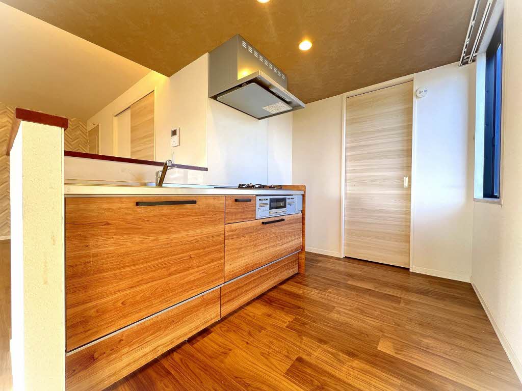 シーサイドアヴェニュー　Ｃ棟 C0102号-3