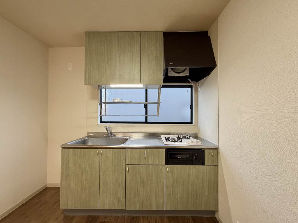 タウンコート A棟 ** A0102号-3