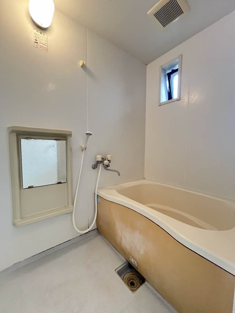 さわやか・ゆうゆう　Ｂ棟　＊ B0202号-4