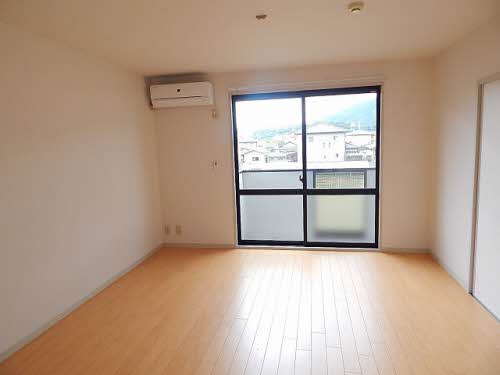 プティ・ボヌール B棟 ** B0201号-4