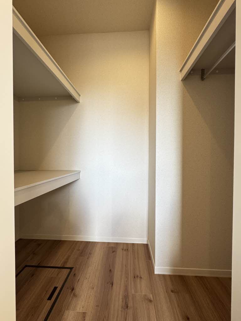 ルミエール基山 C棟 * C0101号-8