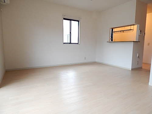 ラフィネ・香嵐　Ｄ棟　＊ D0201号-4