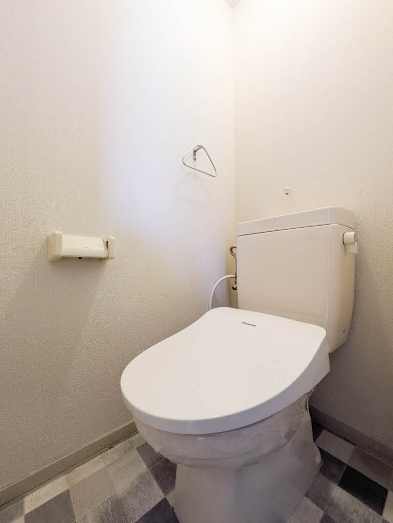 モダニティ八分字　Ｂ棟　＊＊ B0102号-9