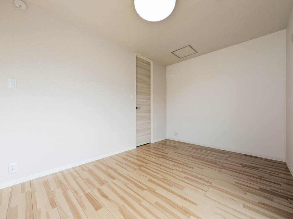 モダニティ八分字　Ｂ棟　＊＊ B0202号-4