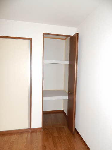 ストロベリーⅡ　Ａ棟　＊＊ A0201号-5